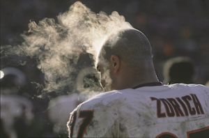 100 Greatest Photos - 021 - Chris Zorich