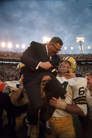 100 Greatest Photos - 016 - Vince Lombardi and Jerry Kramer