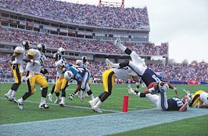 100 Greatest Photos - 035 - Steve McNair